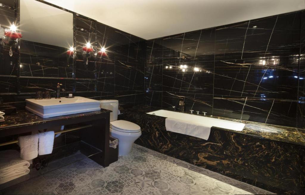 A&Em Signature Hotel Ho Si Minh-város Kültér fotó